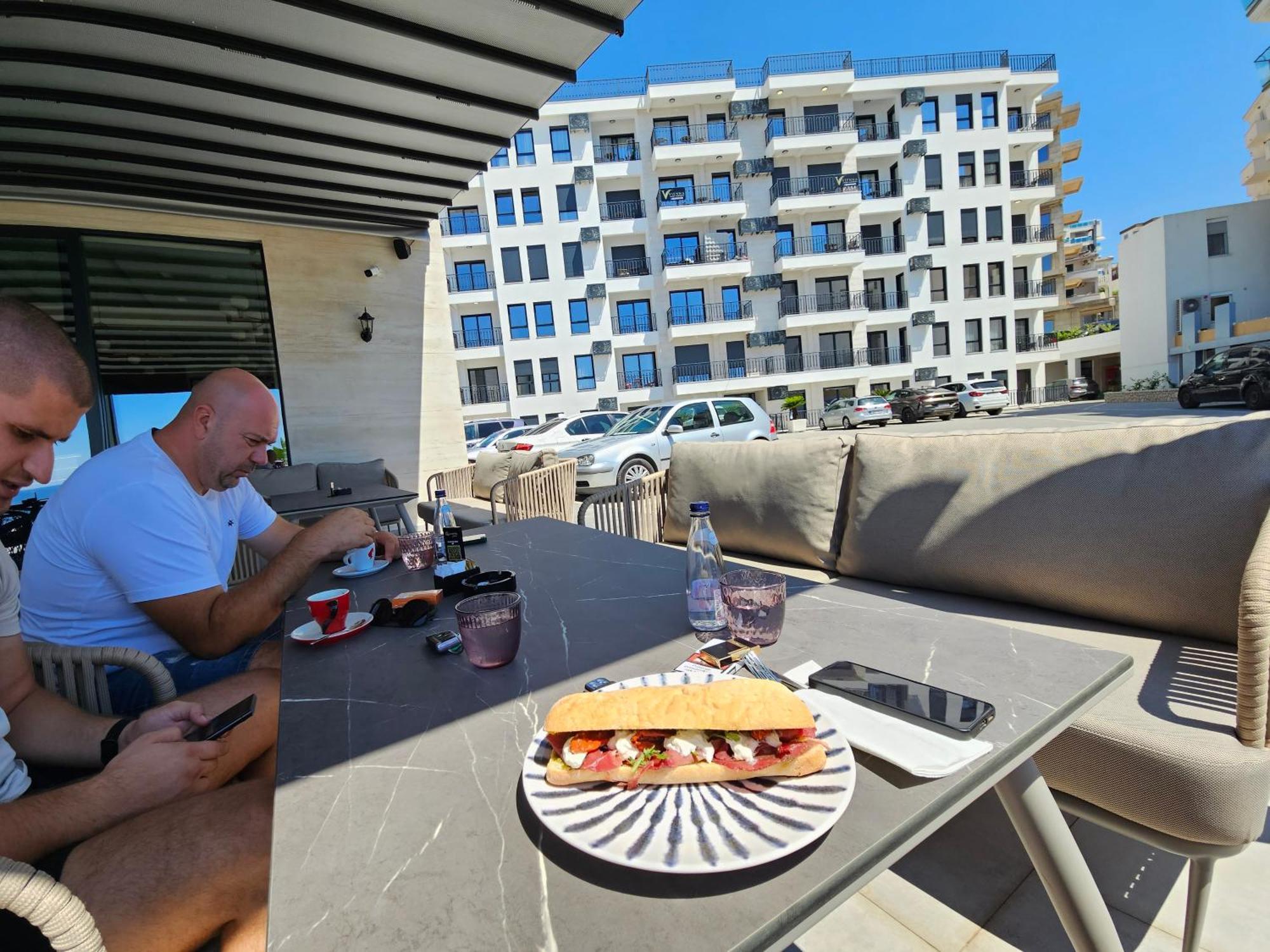 Vienna Luxury Apartments Dobra Voda Eksteriør billede