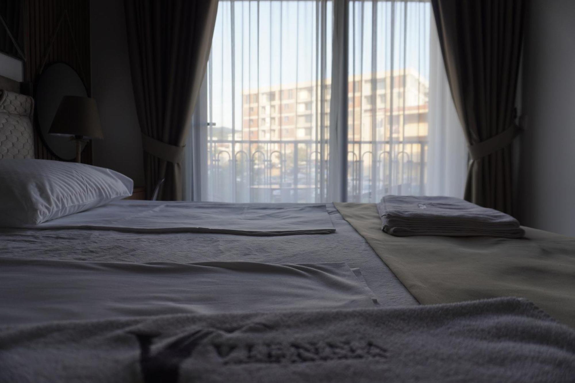 Vienna Luxury Apartments Dobra Voda Eksteriør billede
