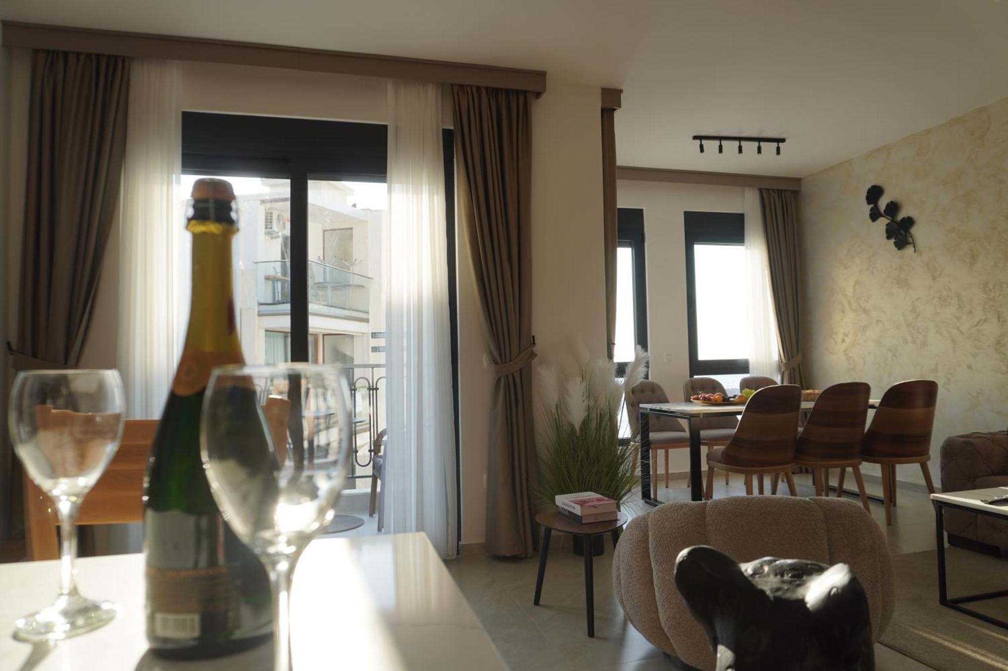 Vienna Luxury Apartments Dobra Voda Eksteriør billede