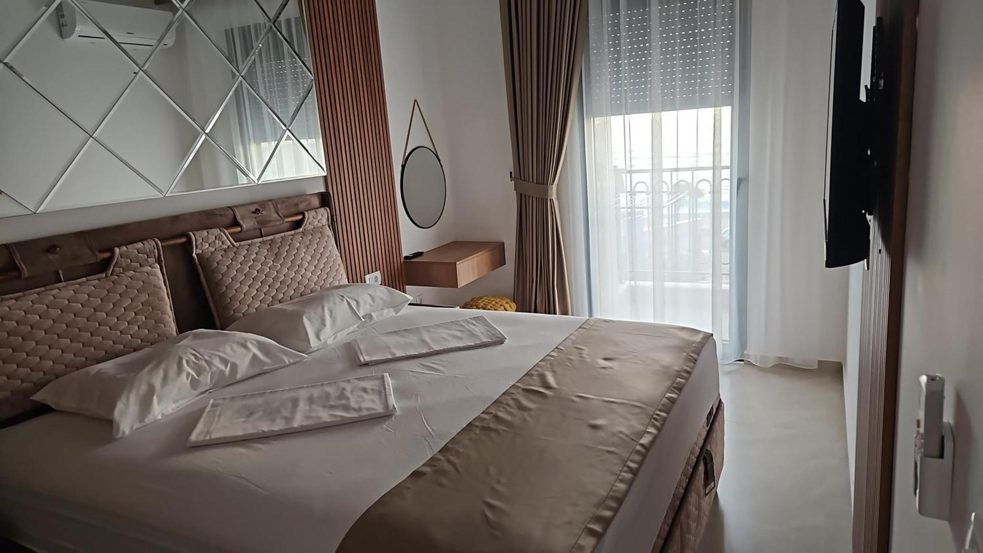 Vienna Luxury Apartments Dobra Voda Eksteriør billede